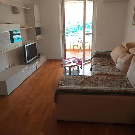 ゲストハウス Anela With Large Common Tarrace And Beautiful Sea View 3*